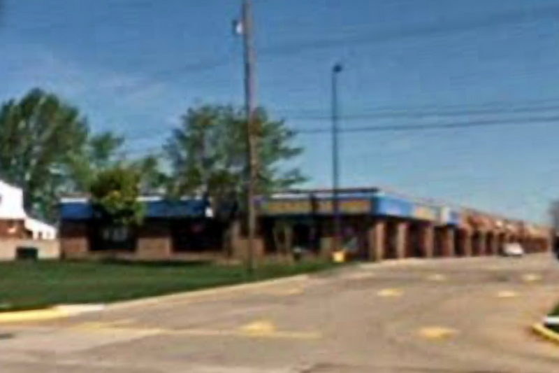 Blockbuster Video - Sterling Heights - 3605 15 Mile Rd From Kevin Wilburn (newer photo)